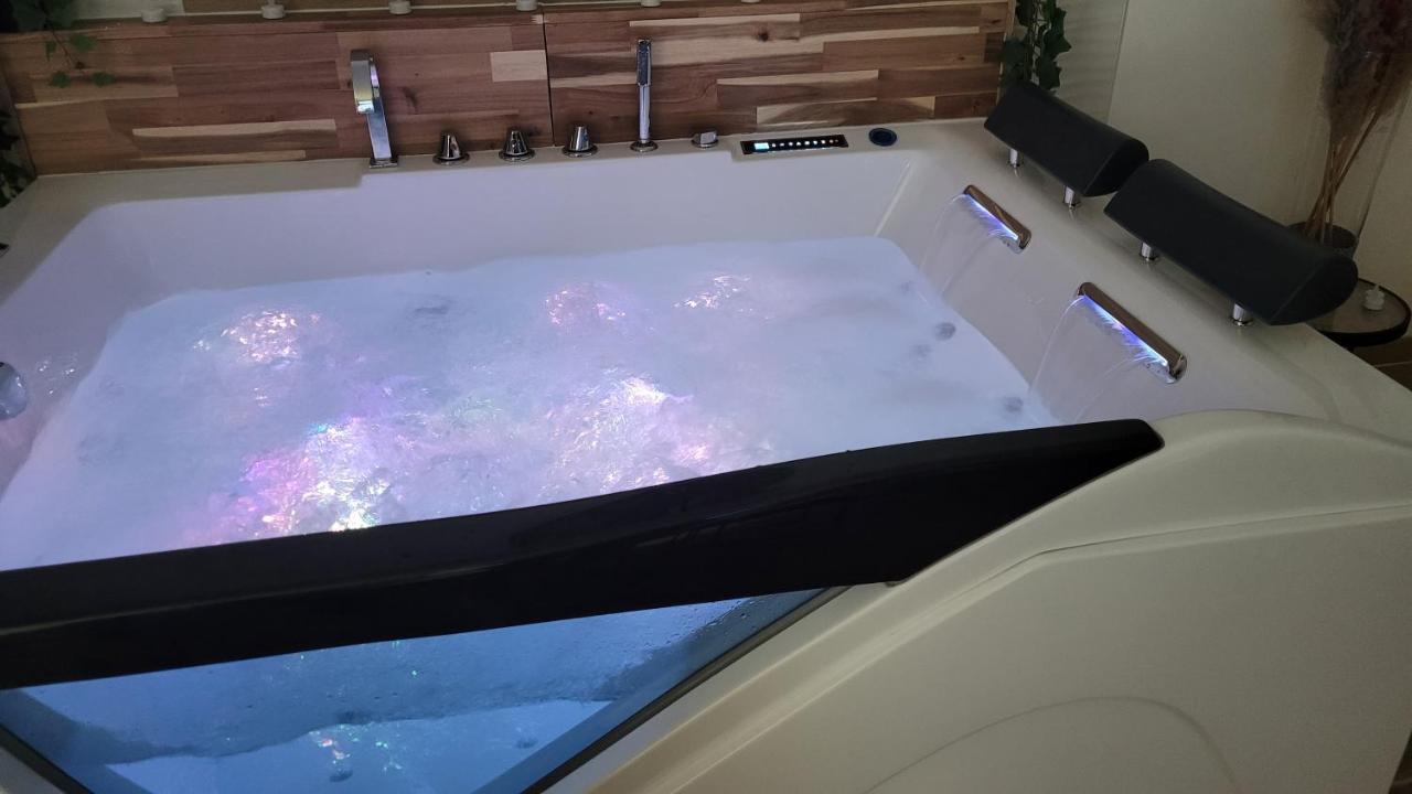 Studio Design Cocon Spa Prive A Deux Pas De Lille Bassee Luaran gambar